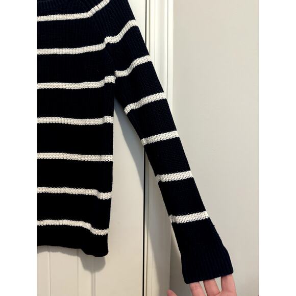 L. L. Bean  Sweater Blue with White Stripes Size Medium - Picture 5 of 11